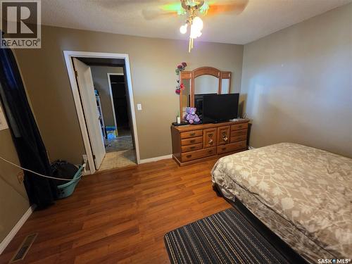 1328 Herbert Avenue, Herbert, SK - Indoor Photo Showing Bedroom