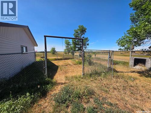 1328 Herbert Avenue, Herbert, SK - Outdoor