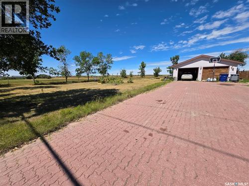 1328 Herbert Avenue, Herbert, SK - Outdoor