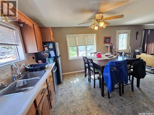 1328 Herbert Avenue, Herbert, SK - Indoor