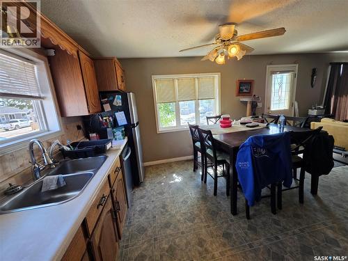 1328 Herbert Avenue, Herbert, SK - Indoor