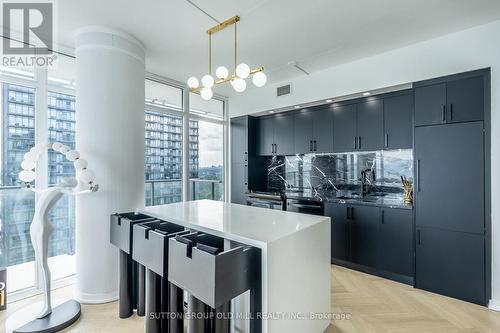 2505 - 103 The Queensway, Toronto, ON - Indoor