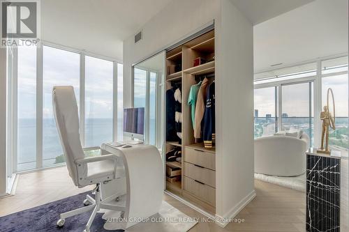 2505 - 103 The Queensway, Toronto, ON - Indoor Photo Showing Office