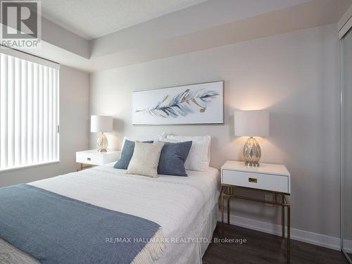 207 - 5191 DUNDAS STREET W , Toronto, Ontario M9A 0B2 5