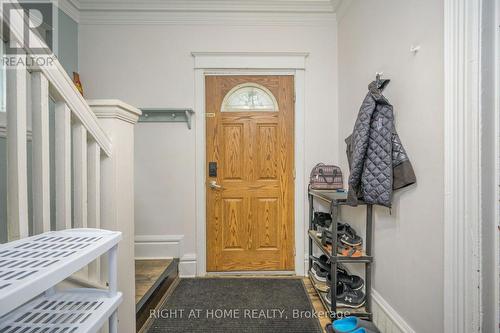 372 Beach Road, Hamilton, ON - Indoor Photo Showing Other Room