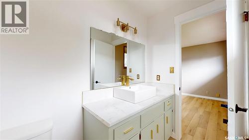155 Wells Street, Regina, SK - Indoor Photo Showing Bathroom