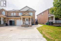 8 TOPIARY LANE Brampton, ON L7A 2K6