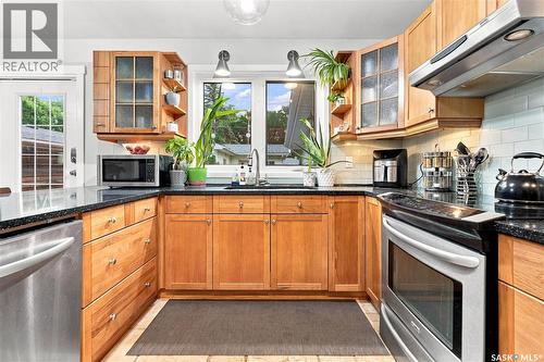 13 Anderson Avenue, Regina, SK - Indoor Photo Showing Kitchen