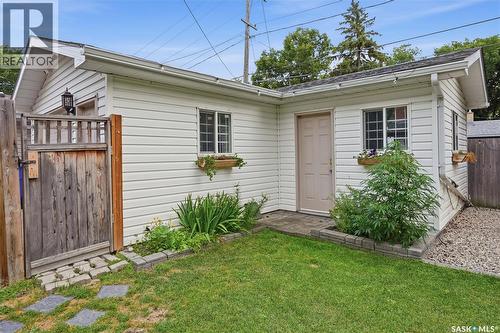 13 Anderson Avenue, Regina, SK - Outdoor With Exterior