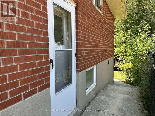 LOWER A - 11 ALPACA DRIVE , Toronto, Ontario M1J 2Z8 2