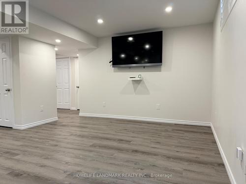 2313 SECRETO DRIVE , Oshawa, Ontario L1H 7K4 4