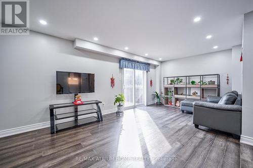 61 Trothen Circle, Markham, ON - Indoor