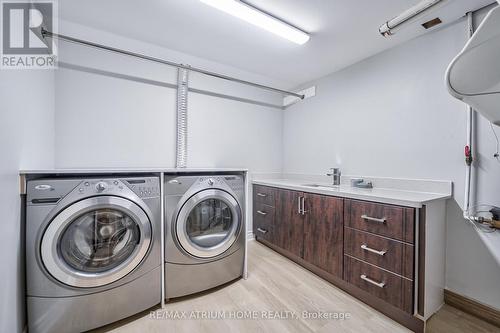 61 Trothen Circle, Markham, ON - Indoor Photo Showing Laundry Room