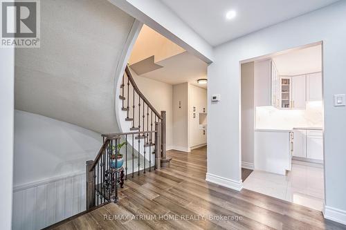 61 Trothen Circle, Markham, ON - Indoor Photo Showing Other Room