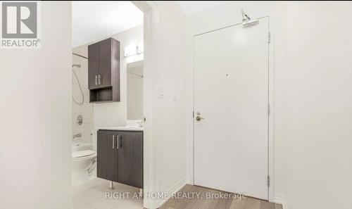 607 - 111 WORSLEY STREET , Barrie, Ontario L4M 5R5 2