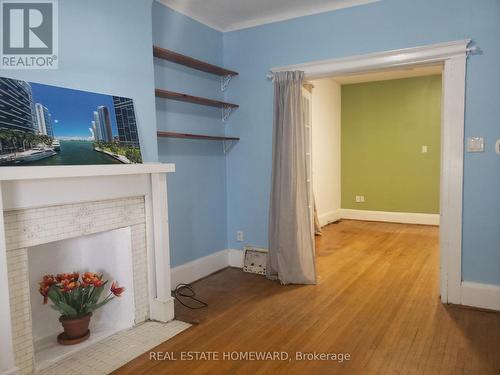 A (1ST FLR) - 687 DUPONT STREET , Toronto, Ontario M6G 1Z5 4
