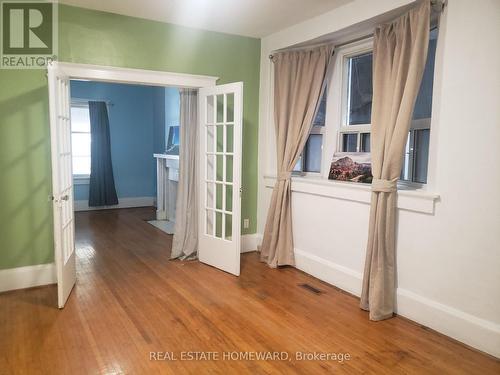 A (1ST FLR) - 687 DUPONT STREET , Toronto, Ontario M6G 1Z5 5