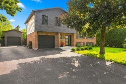 844 Rue Larose  Sainte-Thérèse, QC J7T 4X2