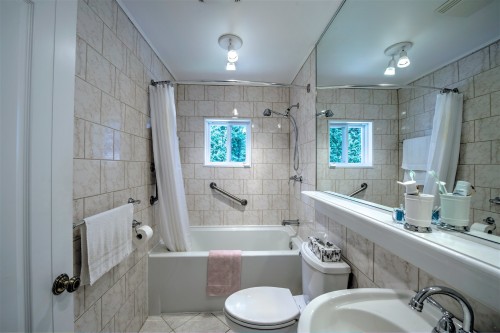 Salle de bains - 145 Ch. De La Gare, Piedmont, QC - Indoor Photo Showing Bathroom