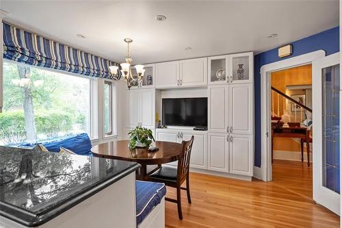 122 Ash St, Winnipeg, MB - Indoor