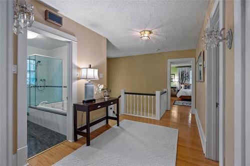 122 Ash St, Winnipeg, MB - Indoor Photo Showing Other Room