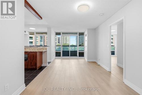 516 - 503 Beecroft Road, Toronto, ON - Indoor Photo Showing Other Room