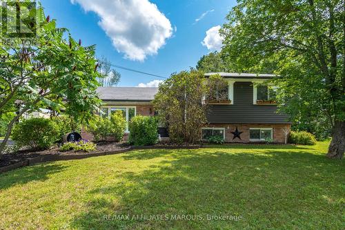 3 SUNSET DRIVE  Rideau Lakes, ON K7A 4S5