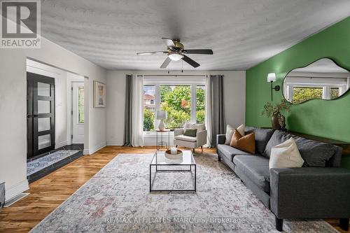 3 Sunset Drive, Rideau Lakes, ON - Indoor Photo Showing Living Room