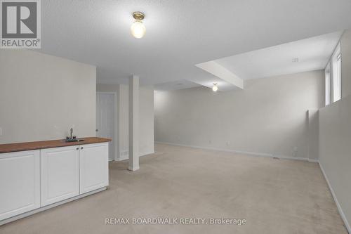 5 Maple Park Private, Ottawa, ON -  Photo Showing Other Room