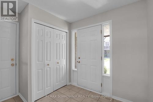 5 Maple Park Private, Ottawa, ON - Indoor Photo Showing Other Room