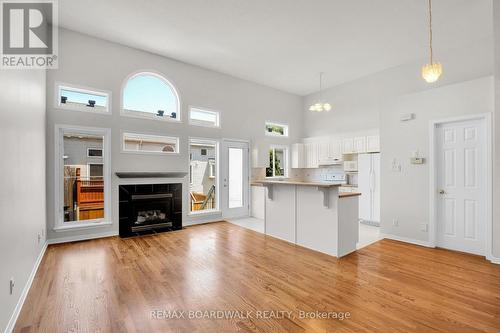 5 Maple Park Private, Ottawa, ON - Indoor With Fireplace