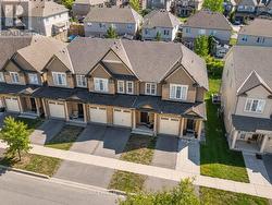 834 CEDAR CREEK DRIVE Ottawa, ON K1T 0N6