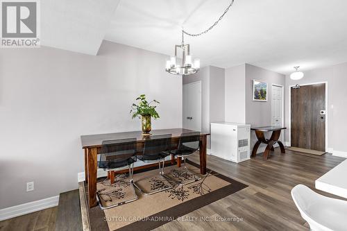 513 - 1 Four Winds Drive, Toronto, ON - Indoor