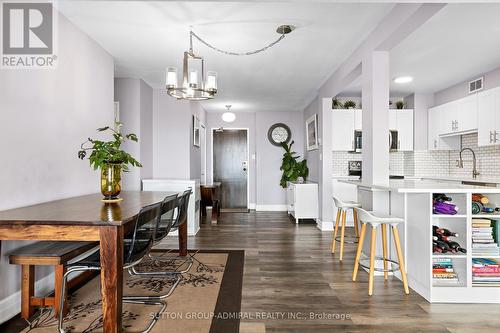 513 - 1 Four Winds Drive, Toronto, ON - Indoor Photo Showing Dining Room