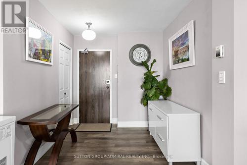513 - 1 Four Winds Drive, Toronto, ON - Indoor Photo Showing Other Room