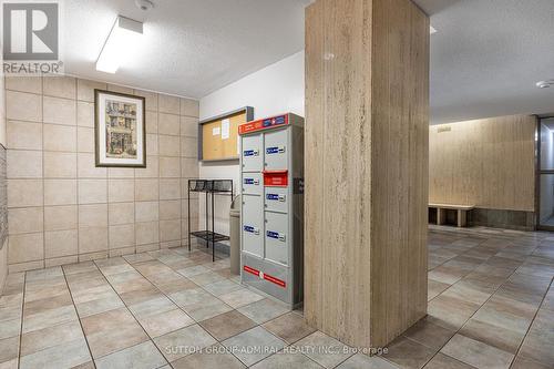 513 - 1 Four Winds Drive, Toronto, ON - Indoor Photo Showing Other Room