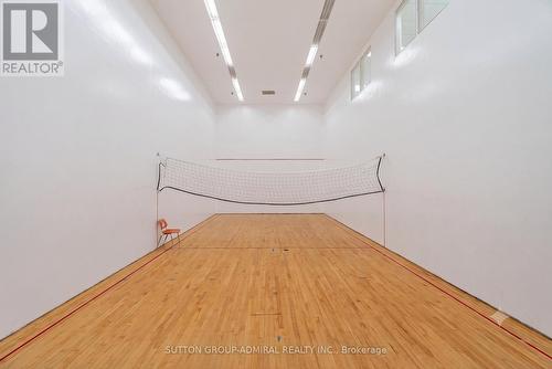 513 - 1 Four Winds Drive, Toronto, ON - Indoor Photo Showing Other Room