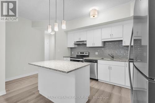 69 - 25 Isherwood Avenue N, Cambridge, ON - Indoor Photo Showing Kitchen With Stainless Steel Kitchen With Upgraded Kitchen