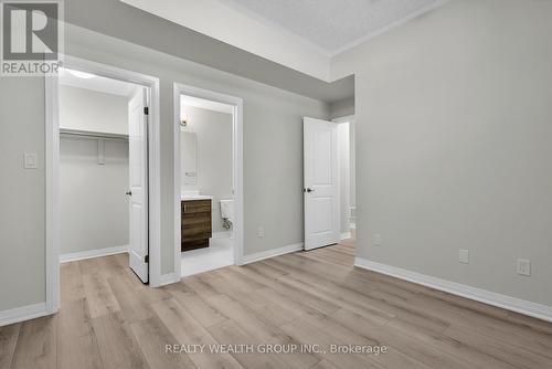 69 - 25 Isherwood Avenue N, Cambridge, ON - Indoor Photo Showing Other Room
