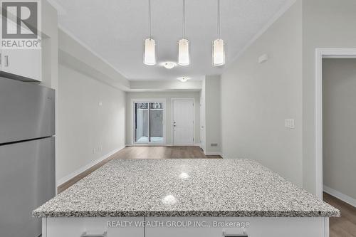 69 - 25 Isherwood Avenue N, Cambridge, ON - Indoor