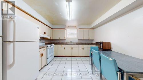 379 Erb Street W, Waterloo, ON - Indoor Photo Showing Kitchen With Double Sink