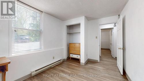 379 Erb Street W, Waterloo, ON - Indoor
