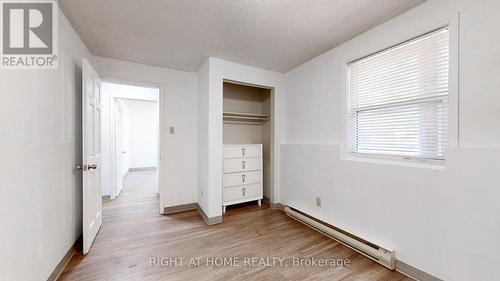 379 Erb Street W, Waterloo, ON - Indoor
