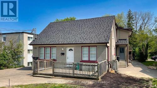 379 Erb Street W, Waterloo, ON - Outdoor