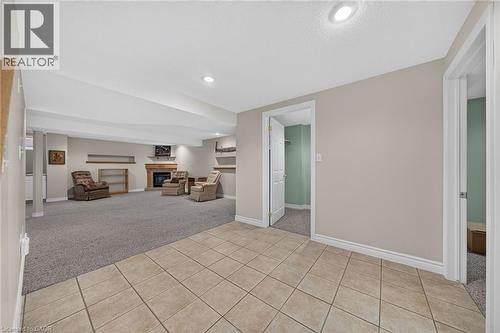 21 Twentyplace Boulevard, Hamilton, ON - Indoor Photo Showing Other Room