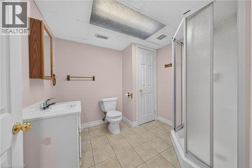21 Twentyplace Boulevard, Hamilton, ON - Indoor Photo Showing Bathroom