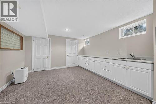 21 Twentyplace Boulevard, Hamilton, ON - Indoor Photo Showing Other Room