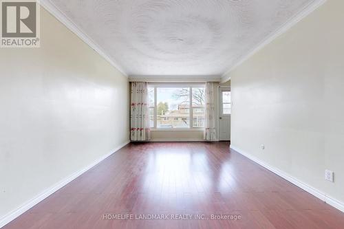 225 Pineway Boulevard, Toronto, ON - Indoor Photo Showing Other Room