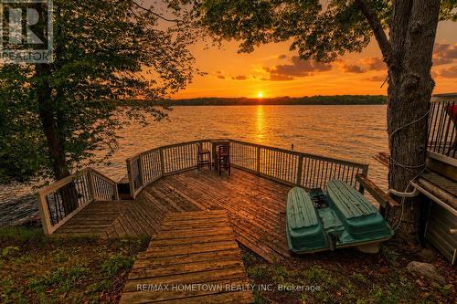 Gorgeous sunset view - 66 Scott Lane, Rideau Lakes, ON - Outdoor