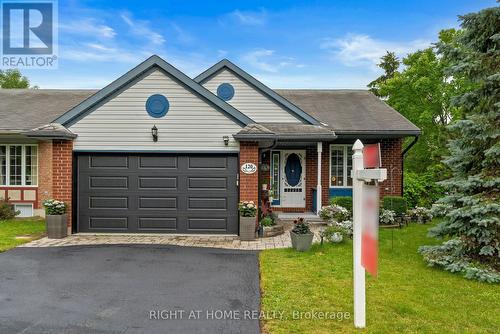 120 Grandpark Circle, Ottawa, ON - Outdoor With Facade